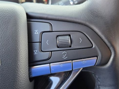 Used 2024 Cadillac XT6 Premium Luxury image 25