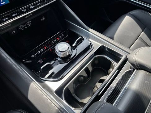 New 2026 Jeep Grand Wagoneer Summit AWD/4WD image 28