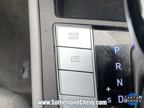 Used 2021 Hyundai Elantra SEL image 32