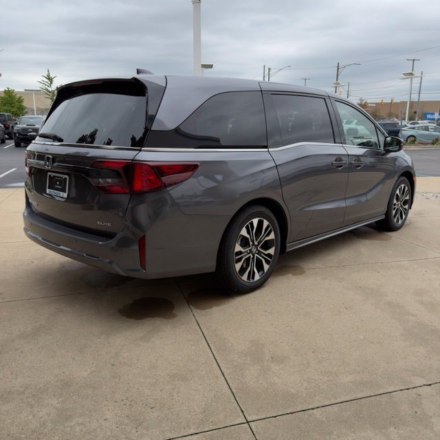New 2027 Honda Odyssey Elite image 5