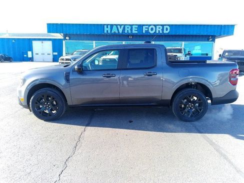New 2026 Ford Maverick Lariat w/ Black Appearance Package image 7