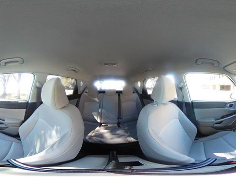 Used 2025 Kia Soul LX w/ LX Technology Package image 37