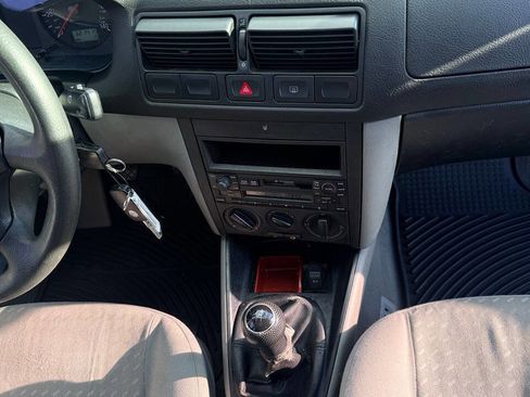 Used 2001 Volkswagen Golf GLS image 16