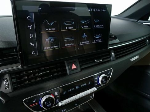 Used 2021 Audi A4 2.0T Premium image 12