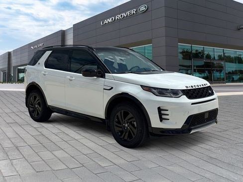 Used 2025 Land Rover Discovery Sport Dynamic SE AWD/4WD image 7