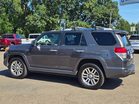 Used 2013 Toyota 4Runner Limited image 36
