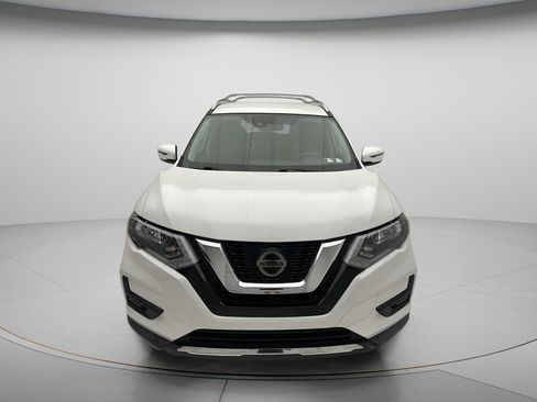 Used 2020 Nissan Rogue S w/ Special Edition Package AWD/4WD image 2