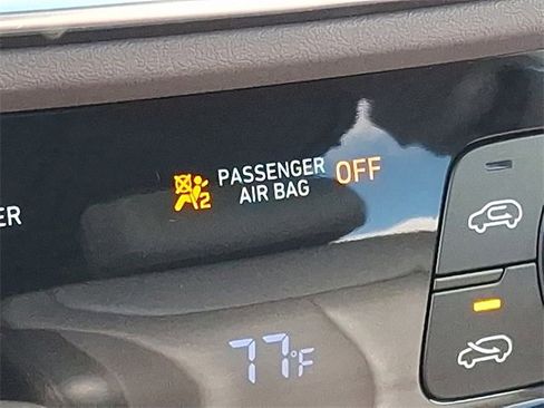 Used 2020 Hyundai Santa Fe Limited image 22