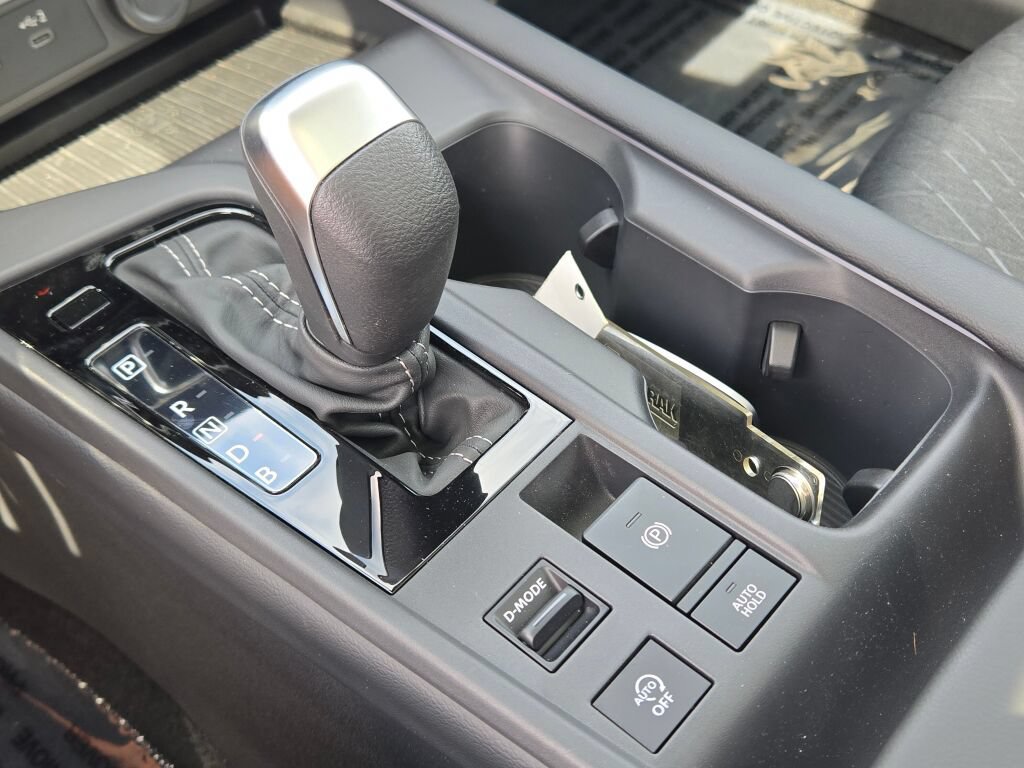 Used 2026 Nissan Sentra SV w/ SV Convenience Package FWD image 23