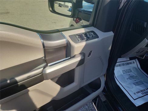 Used 2018 Ford F150 XLT w/ Equipment Group 302A Luxury image 13