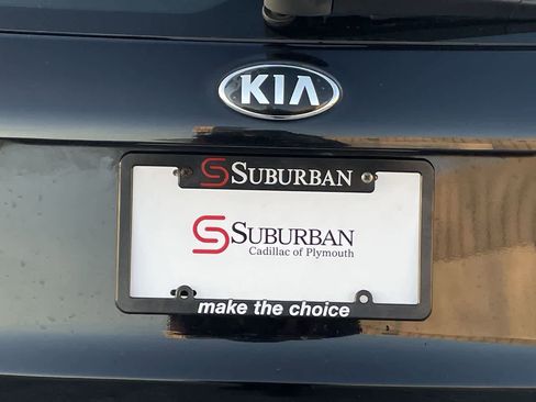 Used 2017 Kia Forte LX image 33