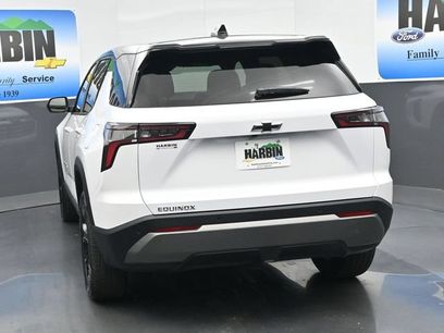 New 2027 Chevrolet Equinox LT w/ Convenience Package II