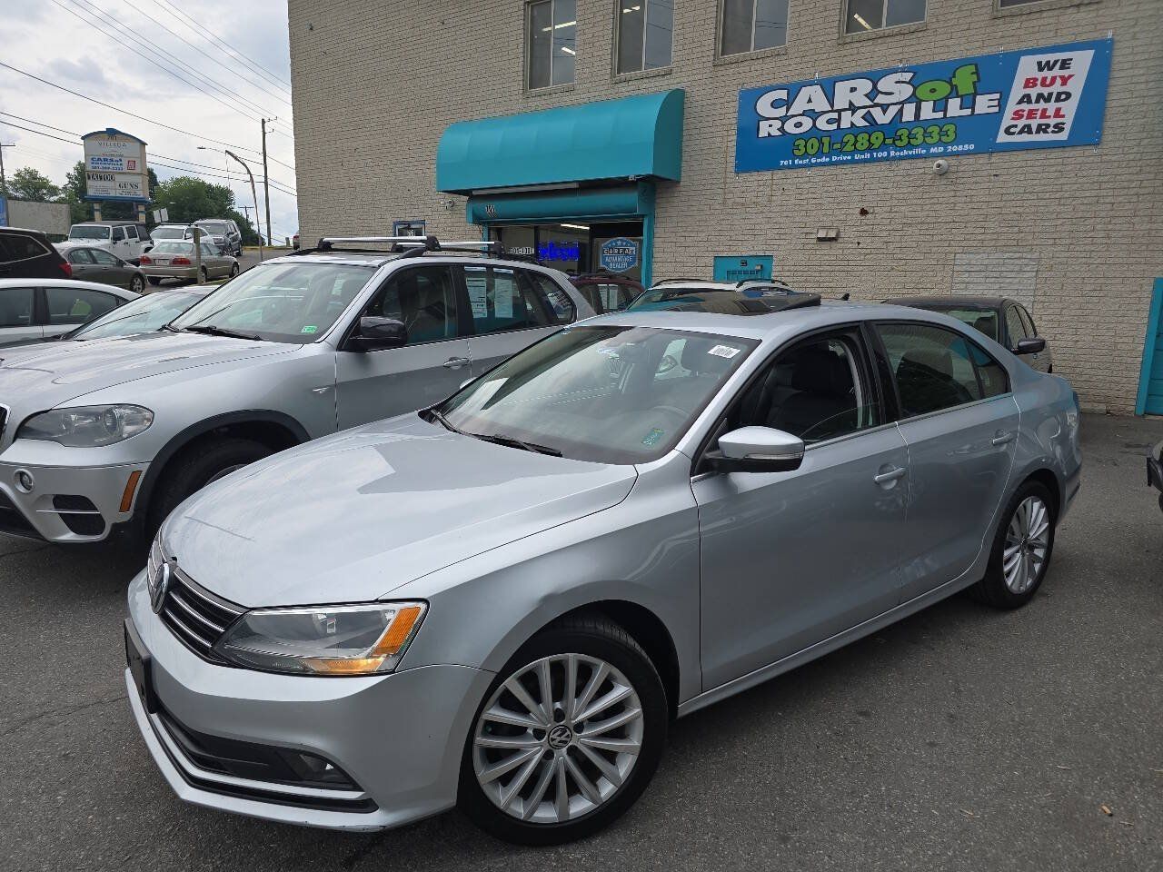 Used 2016 Volkswagen Jetta SEL FWD image 4