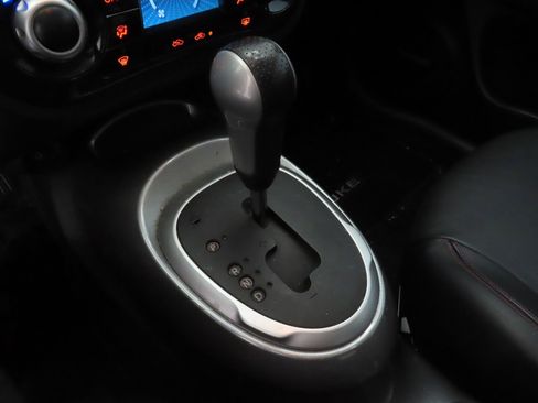 Used 2013 Nissan Juke SL FWD image 16