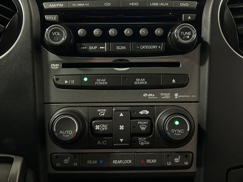 Used 2015 Honda Pilot Touring image 8