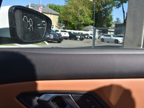 Used 2024 BMW 330i Sedan w/ Convenience Package RWD image 22