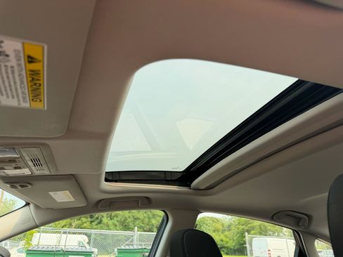 Used 2019 Honda Civic EX image 19