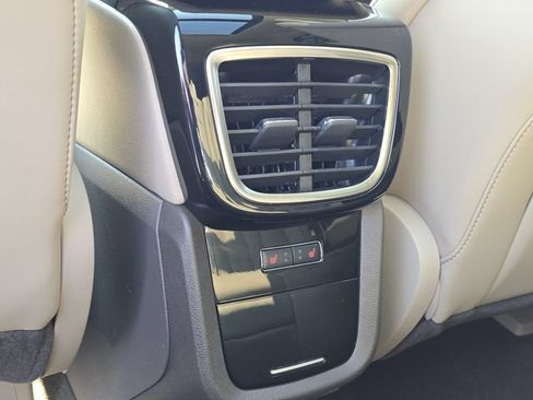 Used 2023 Lincoln Nautilus Reserve AWD/4WD image 23