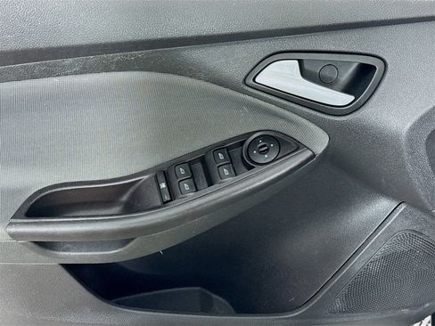 Used 2013 Ford Focus SE image 14