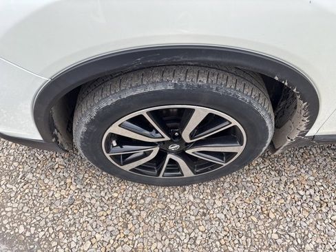 Used 2020 Nissan Rogue SL image 6