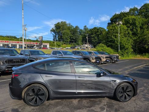 Used 2024 Tesla Model 3 Long Range RWD image 9