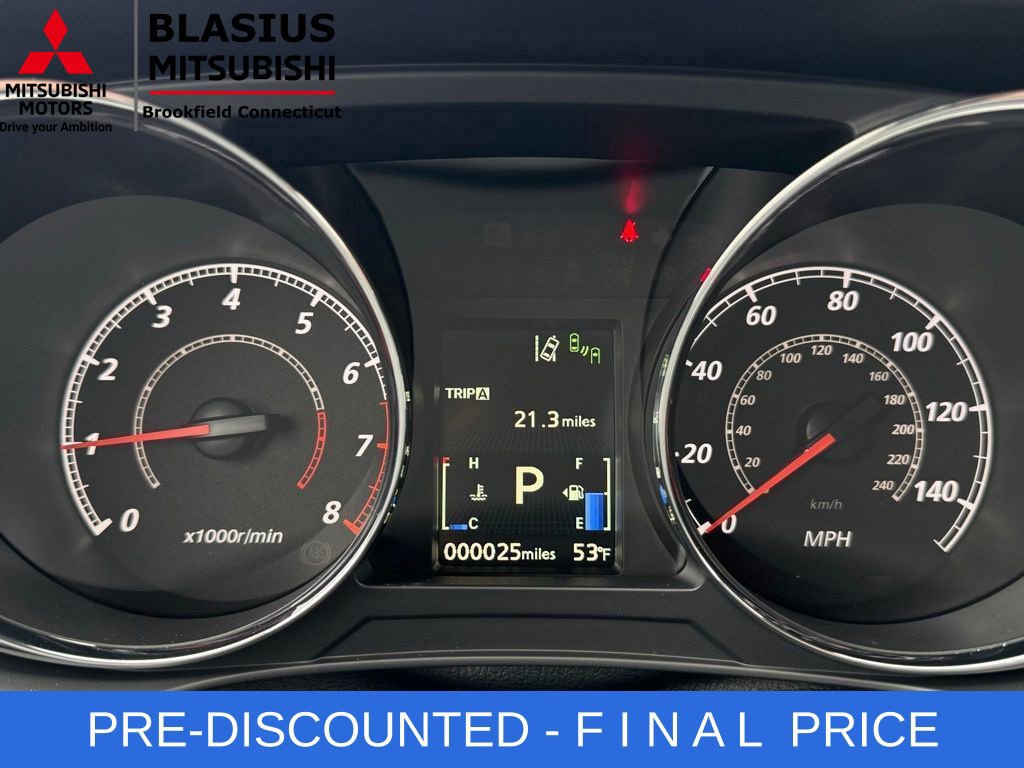 Used 2025 Mitsubishi Outlander Sport SE AWD/4WD image 14