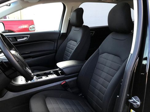 Used 2019 Ford Edge SEL AWD/4WD image 24