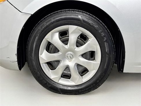 Used 2018 MAZDA MAZDA3 Sport image 29