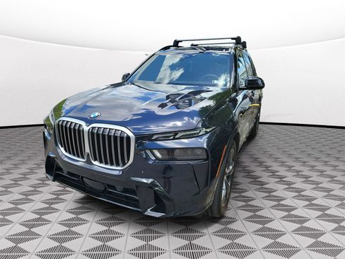 Certified 2025 BMW X7 xDrive40i w/ M Sport Package AWD/4WD image 3