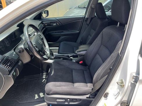 Used 2014 Honda Accord Sport image 7