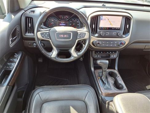 Used 2021 GMC Canyon Denali image 3