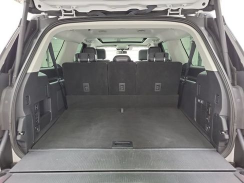 Used 2025 Ford Expedition Max Platinum AWD/4WD image 8
