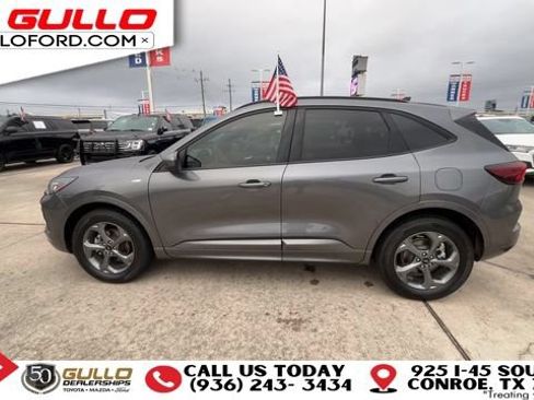 Certified 2023 Ford Escape ST-Line Select AWD/4WD image 5