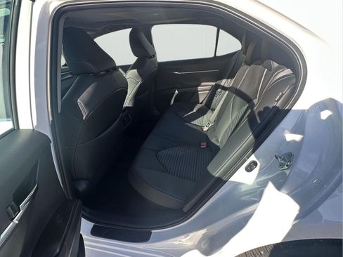 Used 2024 Toyota Camry SE w/ Audio Upgrade Package image 34