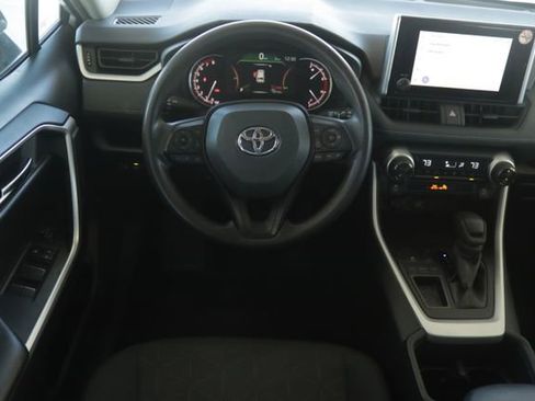 Used 2024 Toyota RAV4 XLE image 26