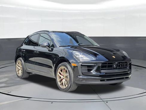 New 2026 Porsche Macan S AWD/4WD image 6
