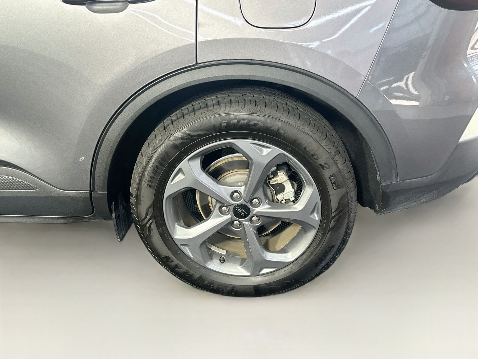 Used 2025 Ford Escape ST-Line FWD image 11