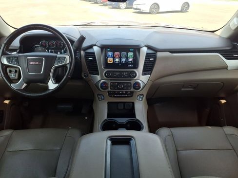 Used 2018 GMC Yukon SLT w/ Open Road Package image 12