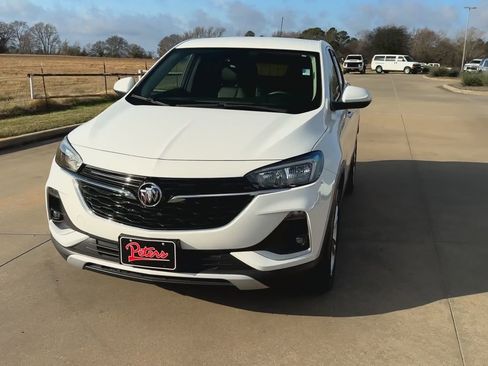Used 2023 Buick Encore GX Preferred image 4
