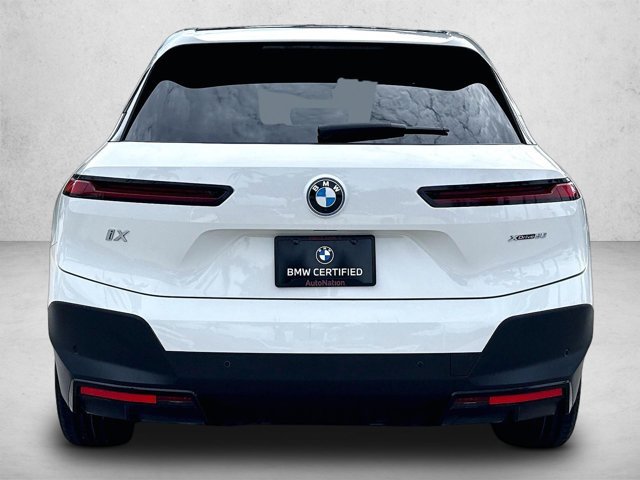 Certified 2024 BMW iX xDrive50 w/ Convenience Package AWD/4WD image 4