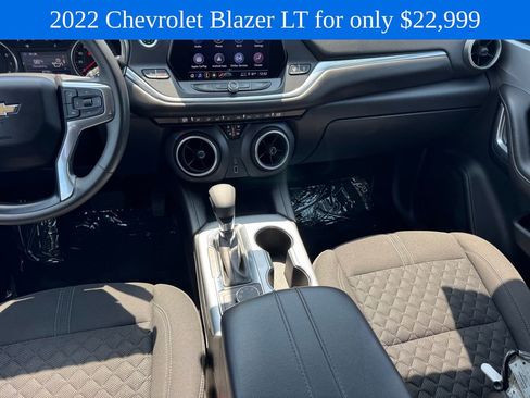 Used 2022 Chevrolet Blazer LT AWD/4WD image 15