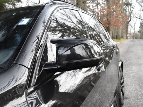 Used 2021 BMW X5 M w/ Executive Package image 15