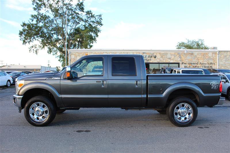 Used 2016 Ford F250 Lariat w/ Chrome Package AWD/4WD image 3