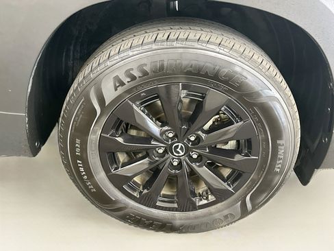 Used 2025 MAZDA CX-50 AWD 2.5 Hybrid w/ Premium Pkg image 11