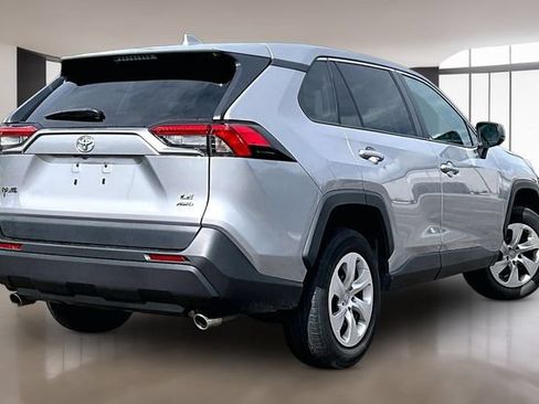 Used 2023 Toyota RAV4 LE AWD/4WD image 6