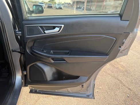 Used 2024 Ford Edge Titanium AWD/4WD image 17