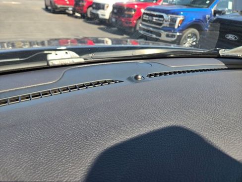 Used 2017 Jeep Grand Cherokee Limited image 7