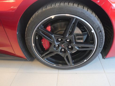 Used 2023 Chevrolet Corvette Stingray Preferred Cpe w/ Z51 Performance Package image 19