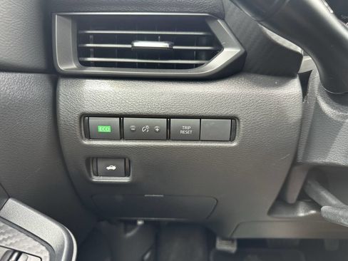Used 2022 Nissan Sentra S FWD image 18