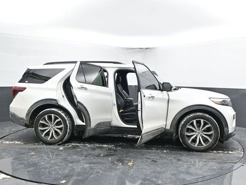 Used 2021 Ford Explorer ST w/ Premium Technology Package image 61